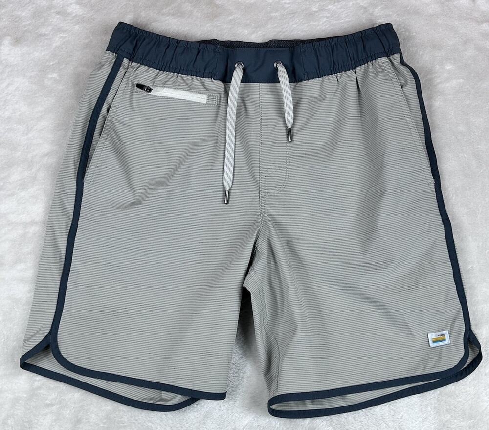 Vuori Banks V330 Shorts Mens Sz Small 7” Beige Striped Athletic Stretch Unlined